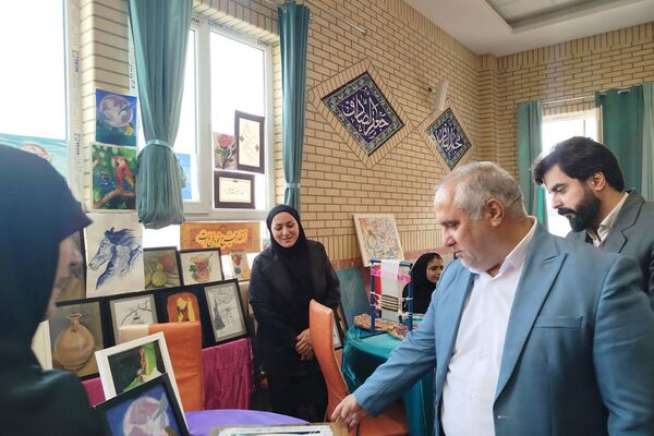 افتتاحیه مسابقات فرهنگی‌هنری «امید فردا» در مدرسه شاهد منتصرین ورامین