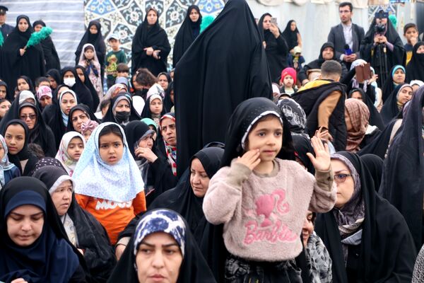 مراسم جشن روزه اولی‌ها در حرم حضرت زینب (س) خواهر امام رضا(ع)