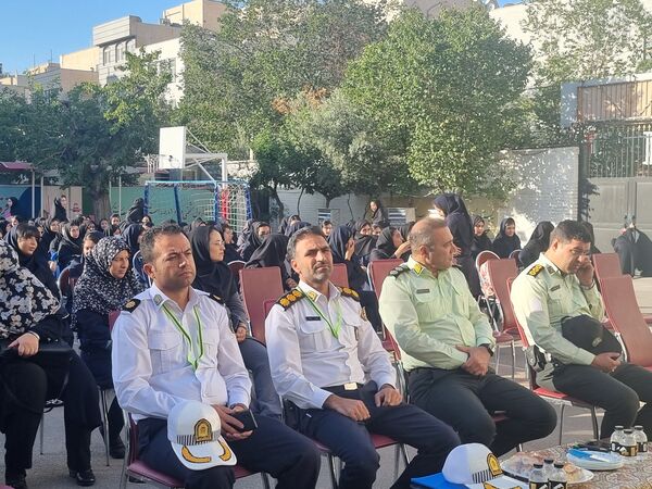 برگزاری جشن آغاز سال تحصیلی و مهر محمدی در دبیرستان شهیده معصومه قزوینی 