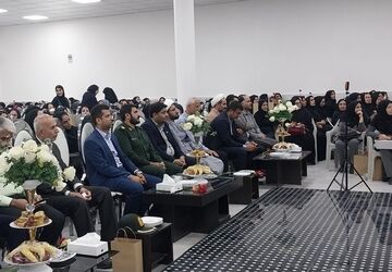 گرامیداشت روز معلم در پارسیان