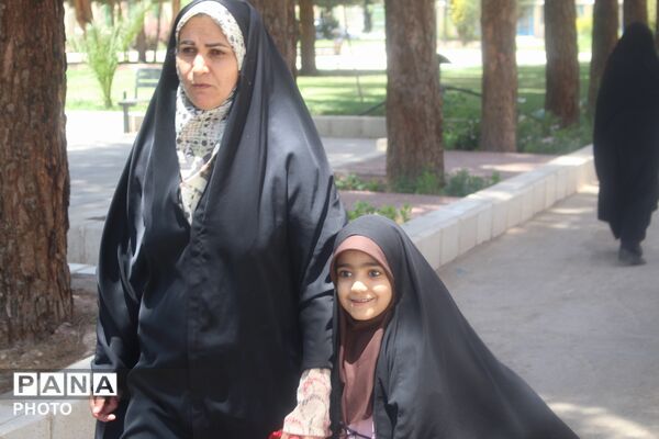 نماز جمعه امروز کرمان از نگاه دوربین
