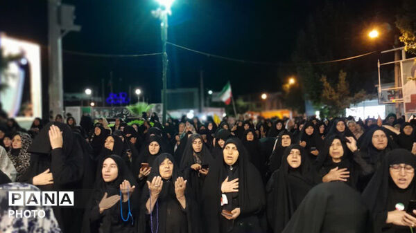 مردم کوهدشت در موج هشتادوسه حضور حماسی در میدان امام خمینی (ره)