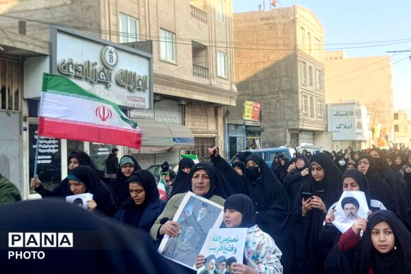 دست خدا بر سر ماست خامنه ای رهبر ماست 