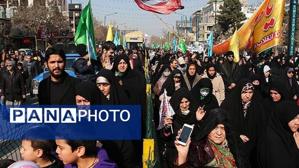 فریاد هم عهدی مردم مشهد با قائم آل محمد در اجتماع عظیم منتظران ظهور