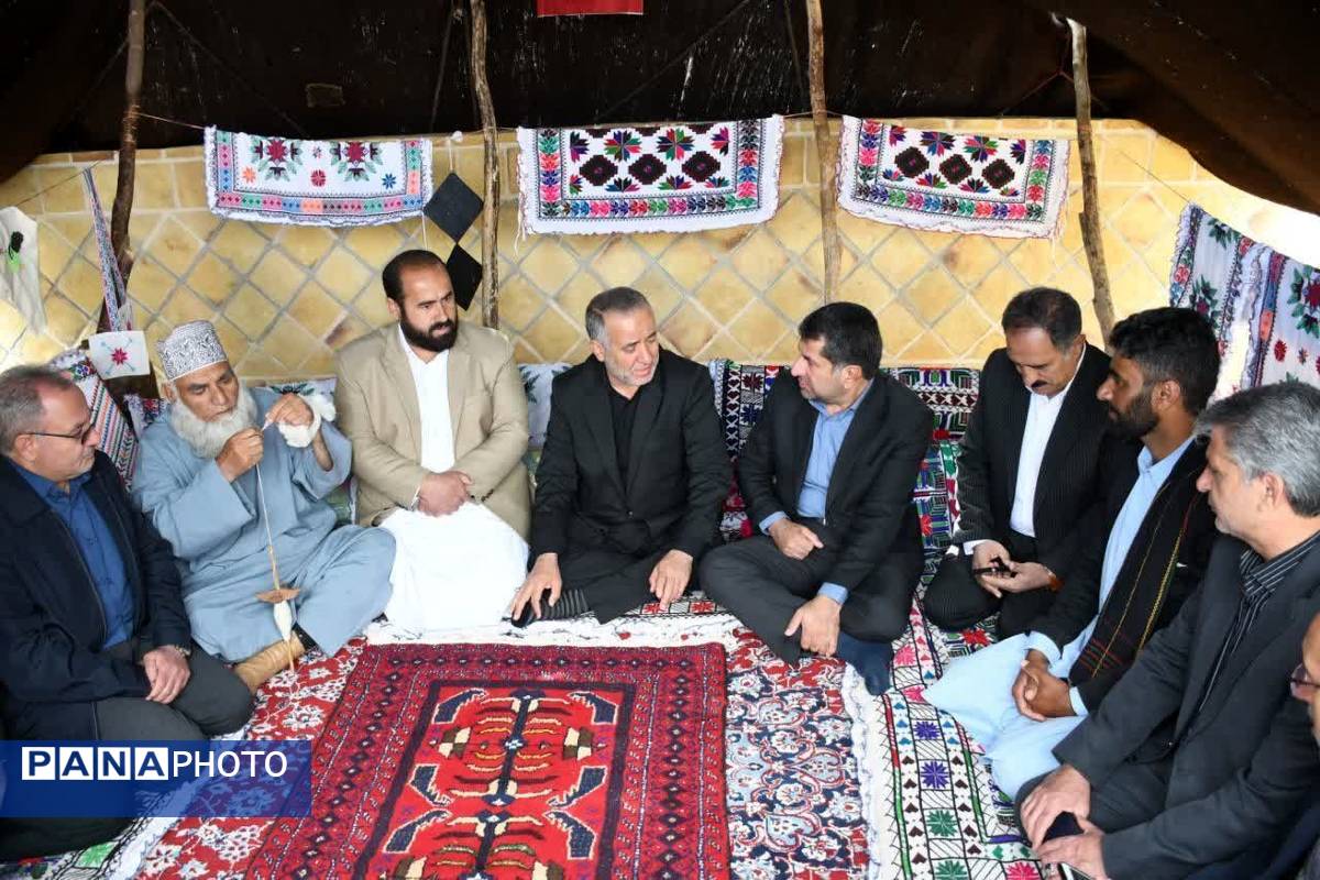 بازدید استاندار خراسان جنوبی از نوروزگاه و سیاه چادر عشایری درمیان