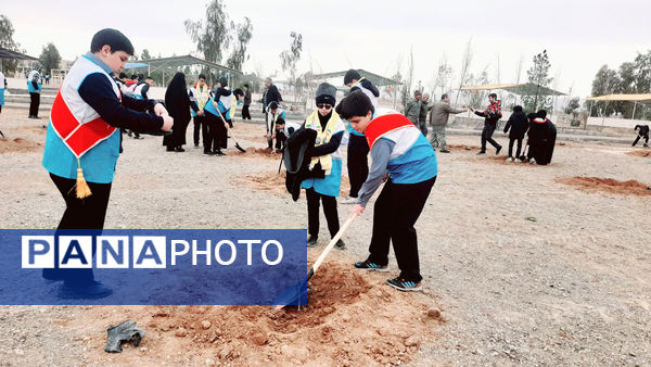 آیین گرامیداشت هفته منابع طبیعی در قم