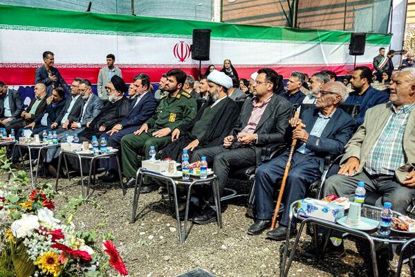 آئین خشت گذاری کاشانه‌های علم و خرد در باقرشهر