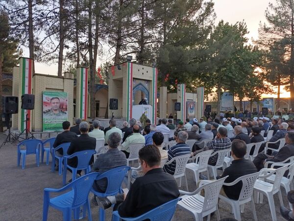 اولین سالگرد شهید محرم هادی میرآبادی بر سر مزارش برگزار شد  