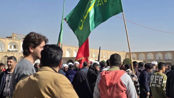 راهپیمایی باشکوه روز ۱۳ آبان در میدان امام خمینی(ره) اصفهان 
