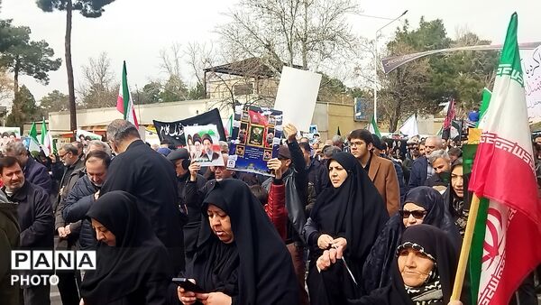 راهپیمایی قدس ، نماد مقاومت و وحدت ملت ایران و اسلامی ۲