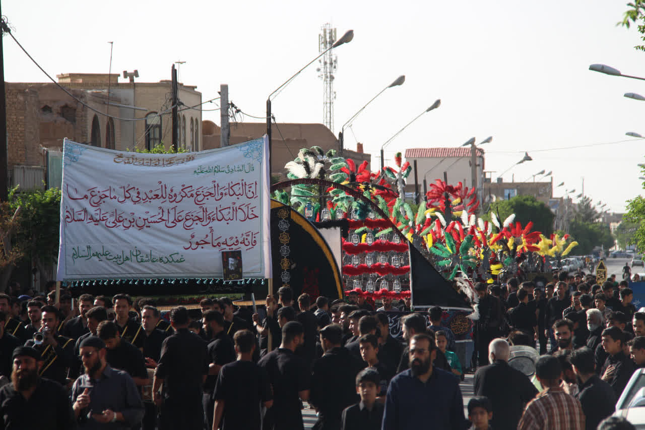 امامزاده جعفر یزد میزبان دسته عزای عزادارن شهادت امام صادق (ع)
