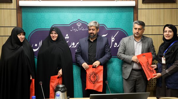 آیین تجلیل از دانش‌آموز خبرنگاران پانا پایتخت 