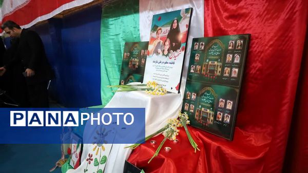 زنگ انقلاب نواخته شد