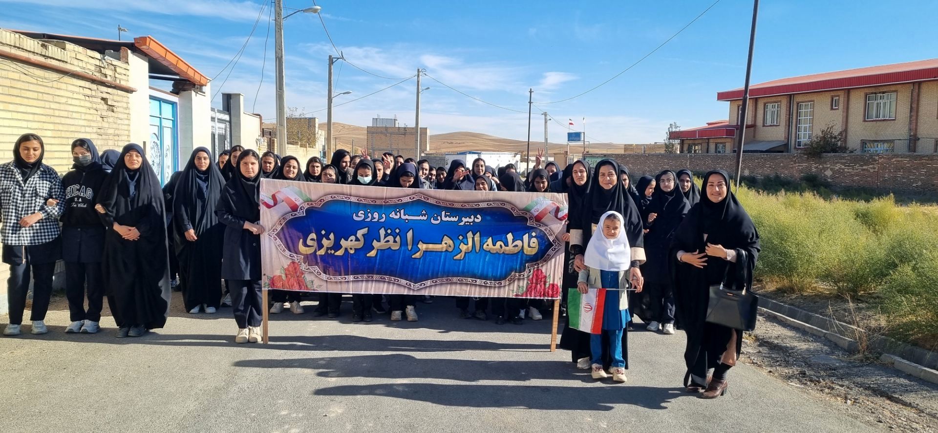 دانش‌آموزان امیدآفرینان فردای ایران است