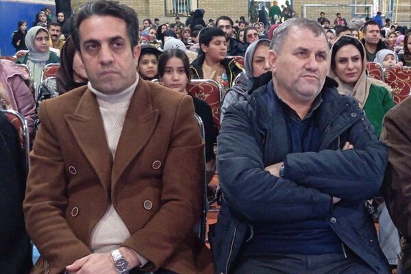 جشن باشکوه ایام الله دهه فجر در بهارستان‌دو