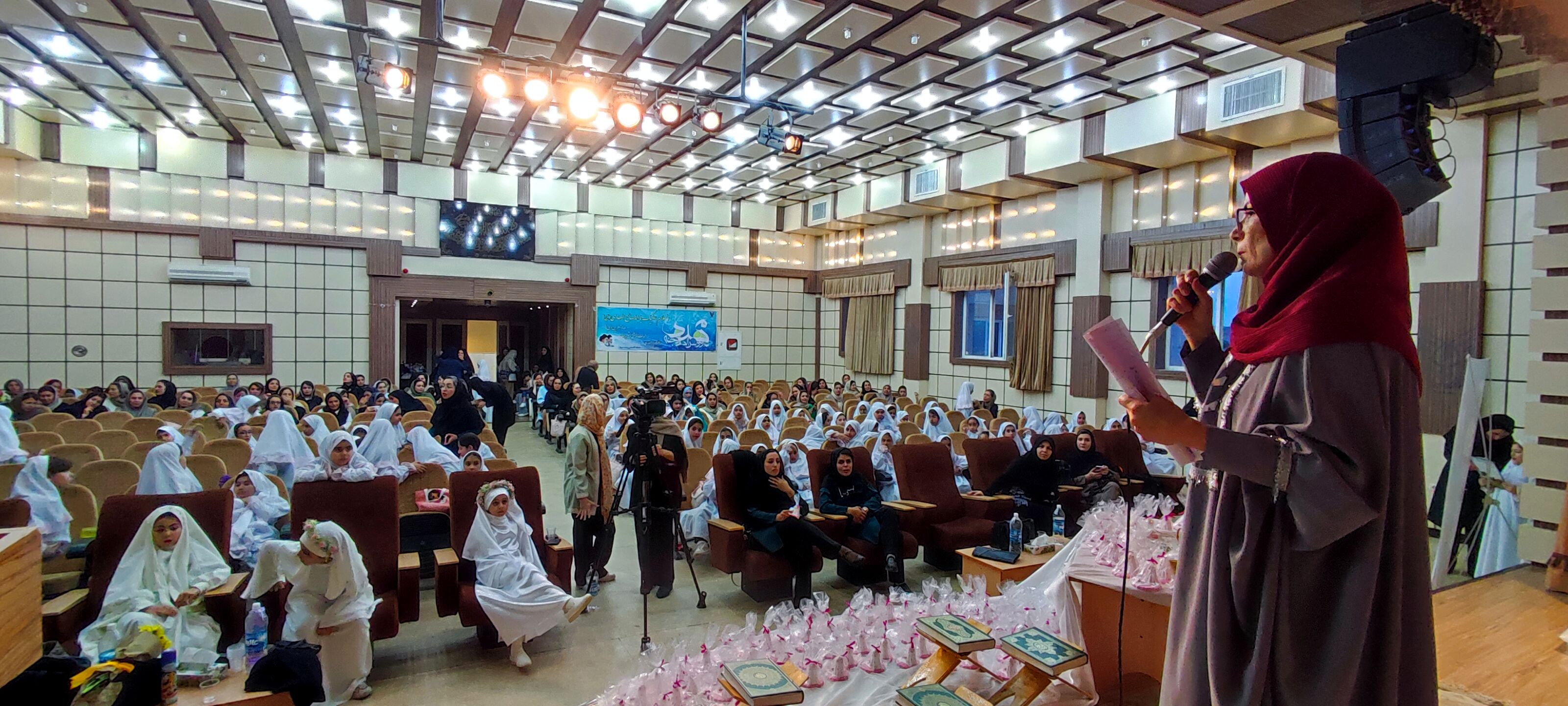 برگزاری جشن تکلیف ۱٠٠ دانش آموز دختر شیروانی