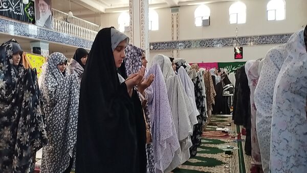 در هیاهوی شهر نوجوانان خوافی در آرامش اعتکاف 