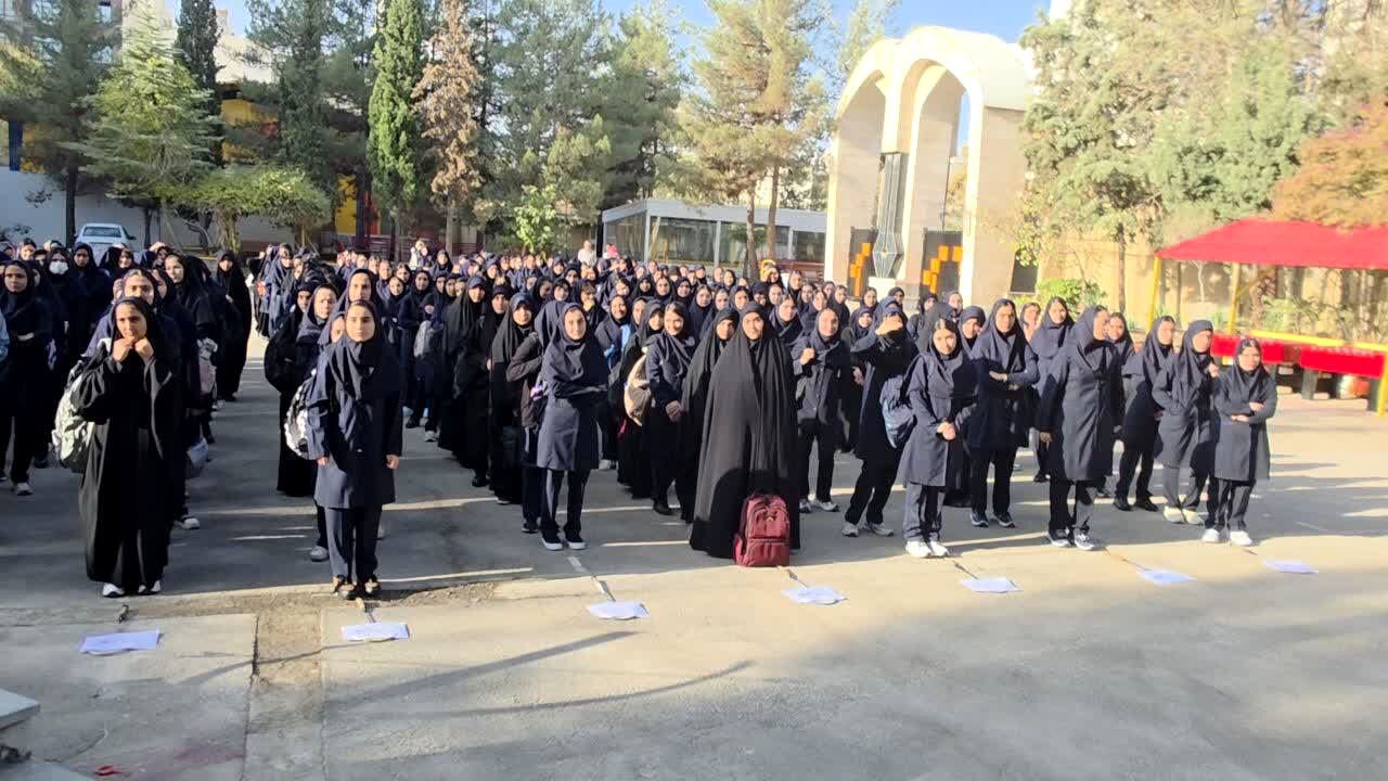 آغاز سال تحصیلی جدید با شعار "توسعه عدالت برای ایران برای مدرسه"