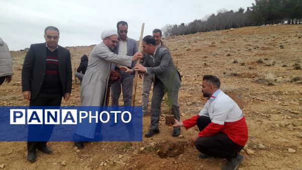 پویش درختکاری «جان ایران» در سلسله