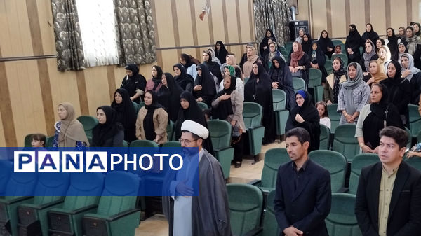 برگزاری جلسه انجمن اولیاء و مربیان دبستان معلم 