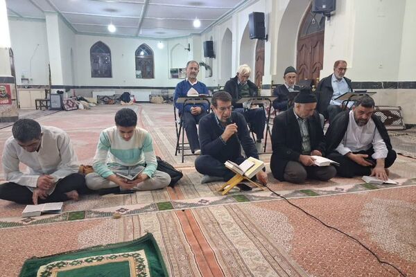  حضور رئیس آموزش‌و‌پرورش فیروزکوه در اعتکاف