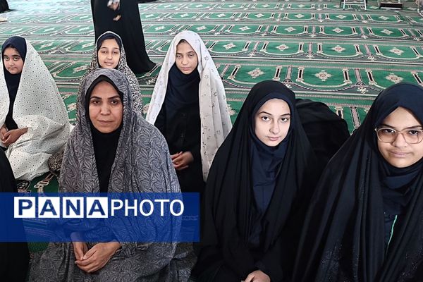 محفل انس با قرآن دانش آموزان دبیرستان مهر