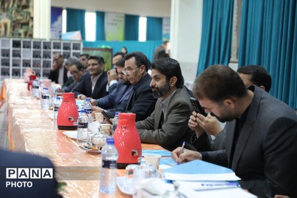 برمدار تربیت؛ گردهمایی معاونین پرورشی و تریبت بدنی خراسان رضوی