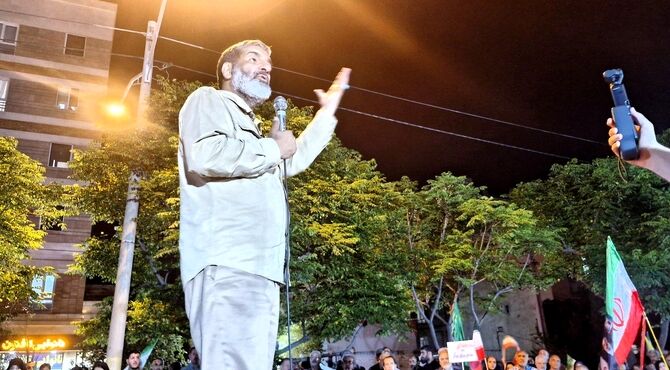 وحدت و همبستگی رمز  پیروزی در برابر دشمنان است