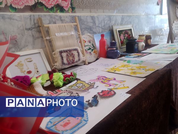 افتتاحیه هفته ماه ها در دبیرستان دخترانه امید 