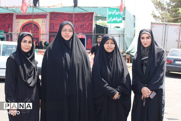 بازدید مشاور استاندار البرز از بخش‌های خدمت‌رسانی به زائران رهبر شهید