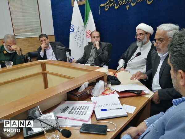 نشست کمیته آموزش و پرورش کنگره ملی شهدای قم