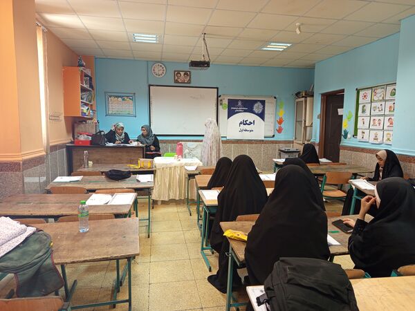 کسب مقام دانش‌آموزان حاجی‌‌‌آبادی در مسابقات استانی قرآن، عترت و نماز