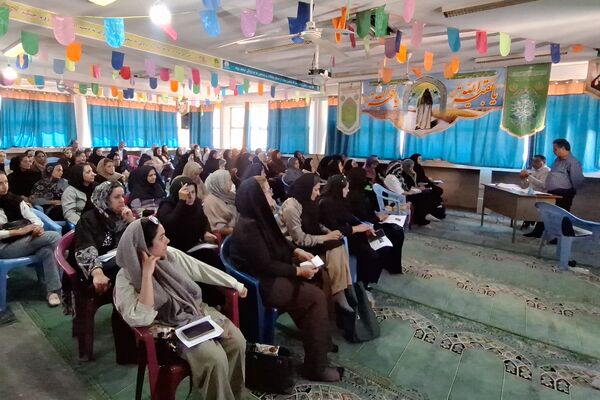 تعامل اولیا و مربیان در دبیرستان رازی