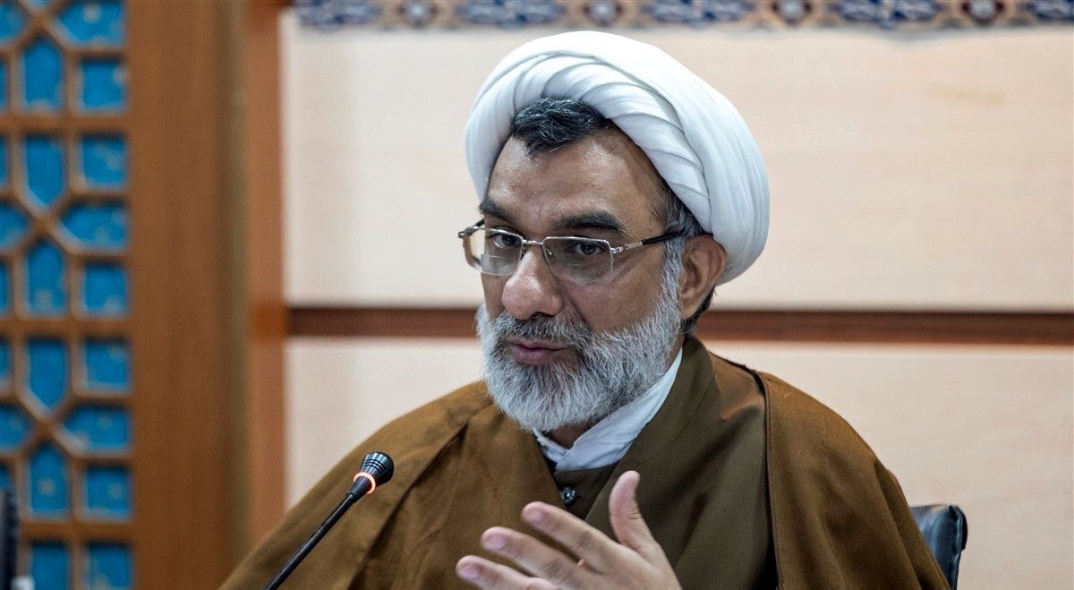 توضیح دبیر شورای عالی انقلاب فرهنگی درباره افزایش سن دانشگاه فرهنگیان