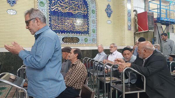 راهپیمایی مردم ولایتمدار شهرستان ورامین در محکومیت رژیم صهیونسیتی 