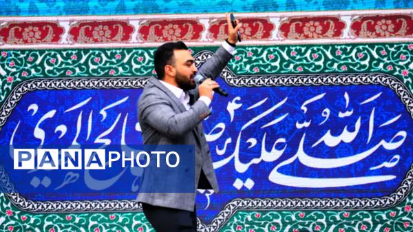 جشن بزرگ ۱۰۰ هزار نفری عاشقان حضرت مهدی(عج) در خیابان انتظار مشهدالرضا(ع)