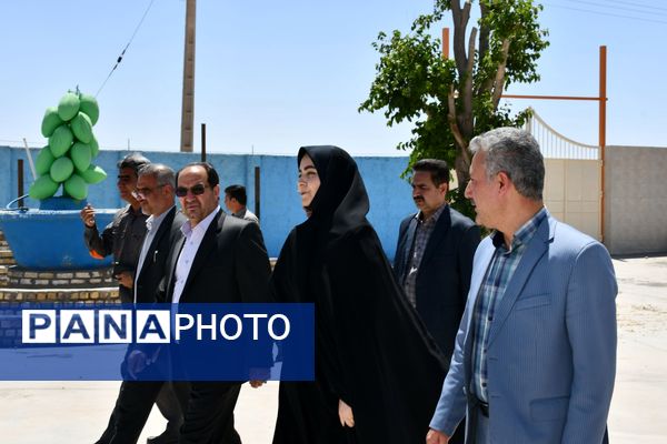 بازدید فرماندار و مدیر آموزش و پرورش مه ولات از مجموعه هنرستان کشاورزی امام خمینی (ره)