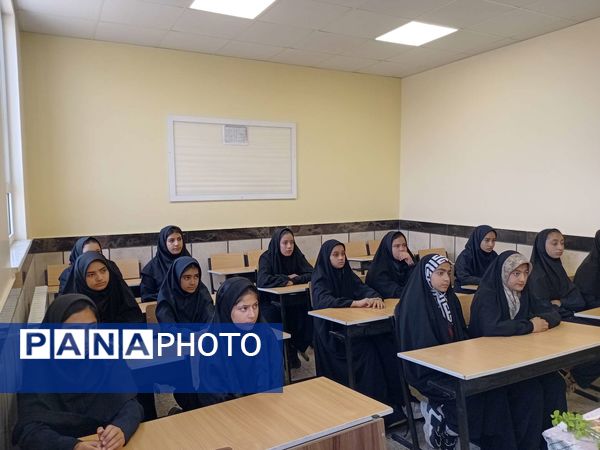 جشن جوانه ها در دبیرستان مادر مهربان خلیل آباد