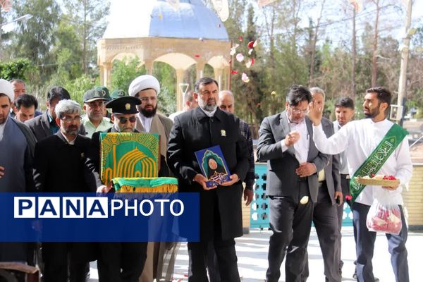 ابرکوه، میزبان خدام حرم رضوی