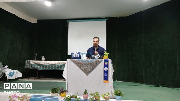 بازدید از کانون بعثت و جلسه هم اندیشی شهردار با پانای ها