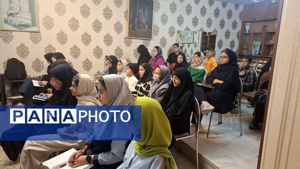 دومین کارگاه آموزش مقدماتی خبرنگاری در کانون تربیتی ۱۵خرداد ناحیه ٣مشهد