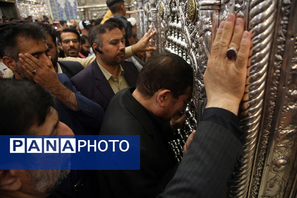 حضور معاون اول رئیس جمهور در جمع زائران حرم کریمه اهل بیت(س)