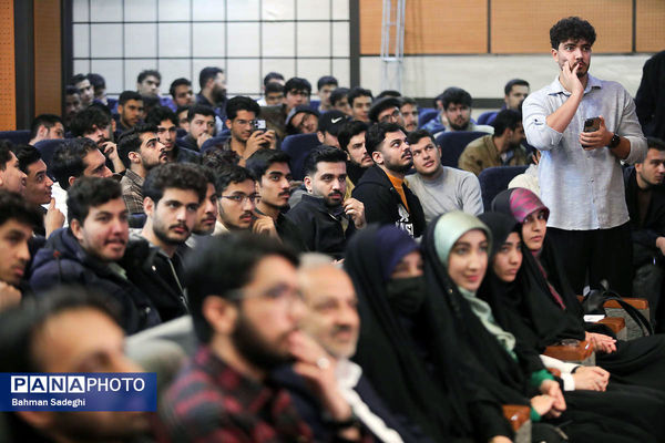 مراسم  گرامیداشت روز دانشجو در دانشگاه تربیت دبیر شهید رجایی