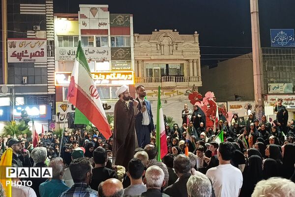 حضور مردم خستگی‌ناپذیر ملارد در تجمعات شبانه