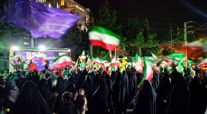 هر شب شوری تازه در رگ های وطن