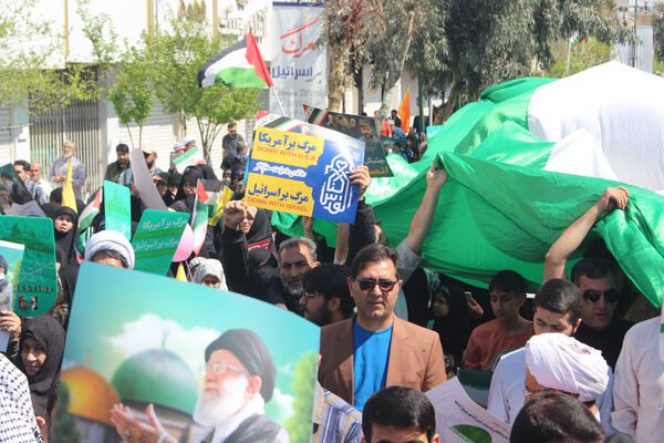 جلوه هایی شکوهمند از راهپیمایی روز جهانی قدس در قم