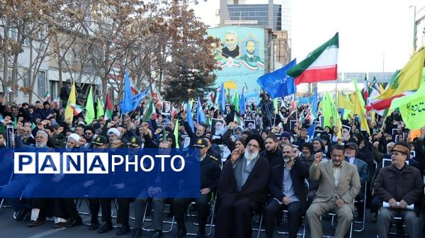 حضور حماسی مردم ولایتمدار استان البرز در تجمع بزرگ یوم الله ۹ دی