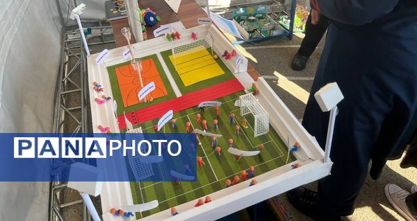 برگزاری مراسم هفته پژوهش در آموزشگاه فرزانگان هیأت امنای ملارد