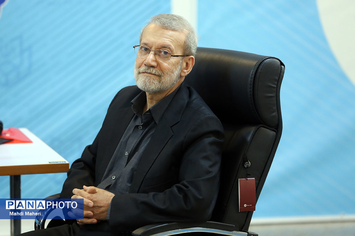 تهدید بمباران ایران، مردم را به سوی تولید بمب اتم سوق می‌دهد