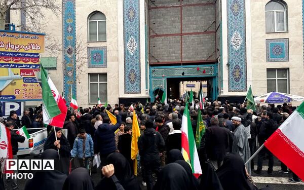 راهپیمایی پرشور مردم ولایتمدار شهرستان شهریار در روز جهانی قدس